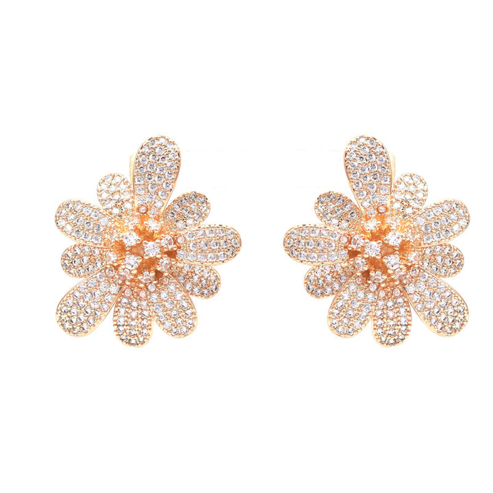 SANSI MAYO Golden Petal Stud Earrings