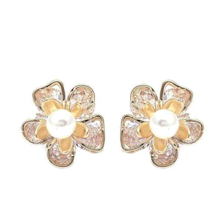 SANSI MAYO Elegant Petal Stud Earrings