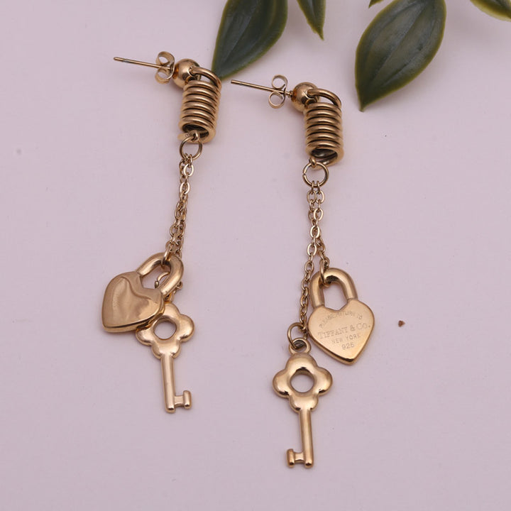 SANSI MAYO Timeless Lock & Key Dangle Earrings