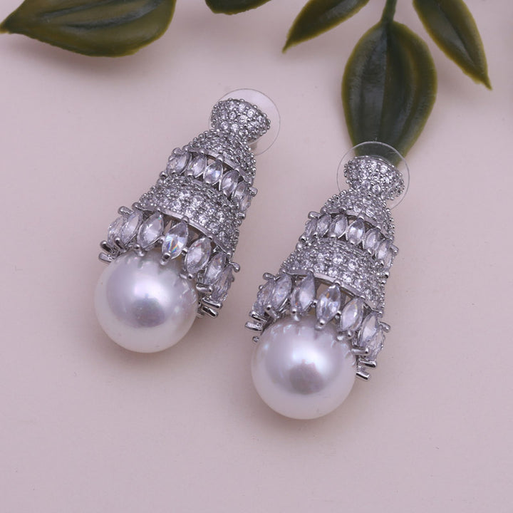 SANSI MAYO Classic Lumière Drop Earrings