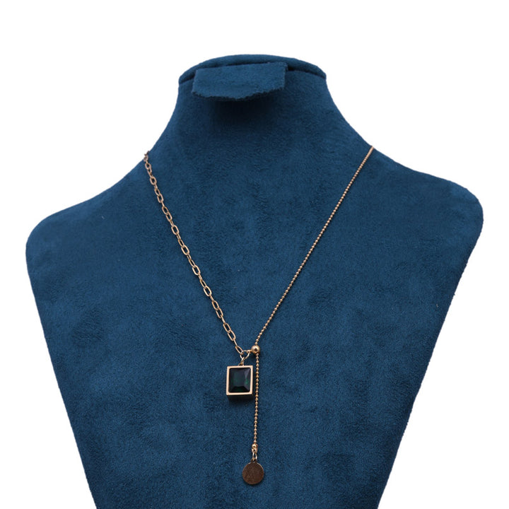 Sansi Mayo Emerald Lariat Necklace